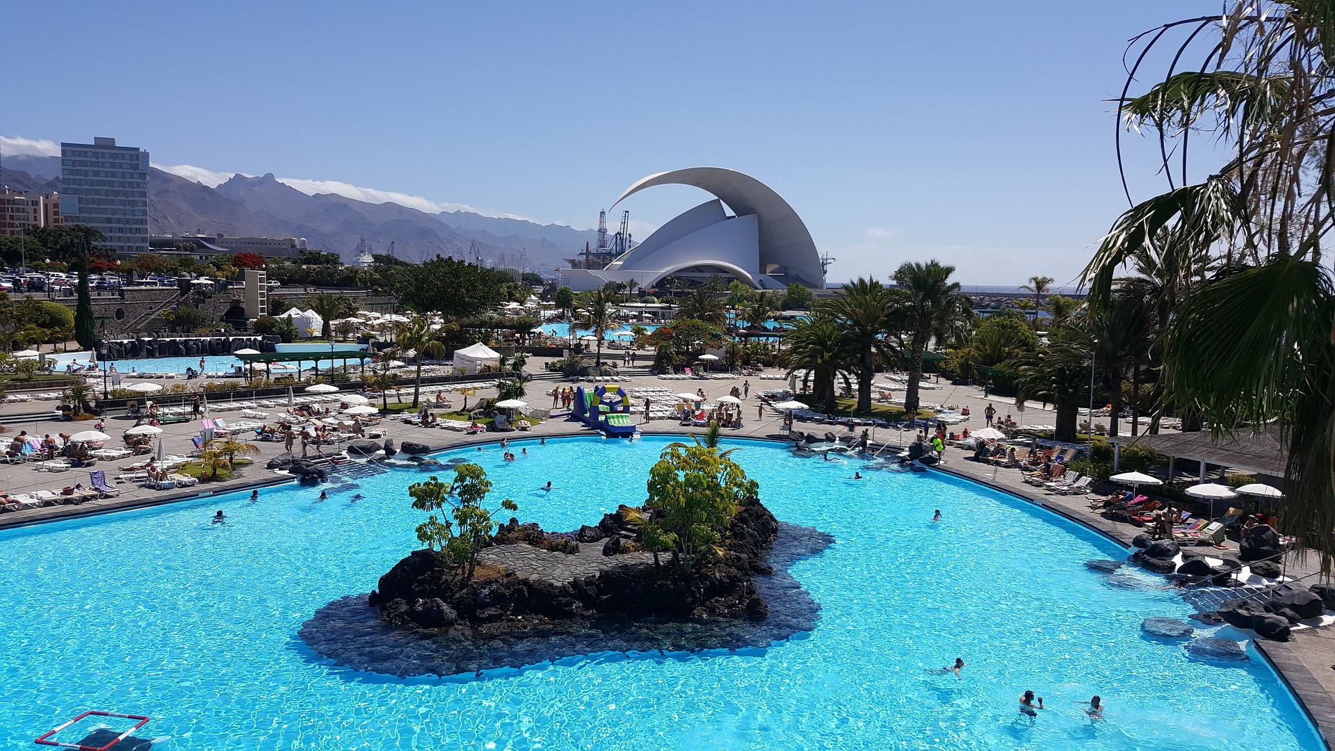 Parque Marítimo - Tenerife Attractions