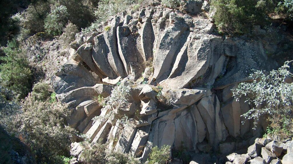 Piedra La Rosa rock formation Tenerife North